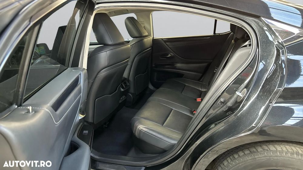 Lexus Seria ES 300h Executive Line - 8