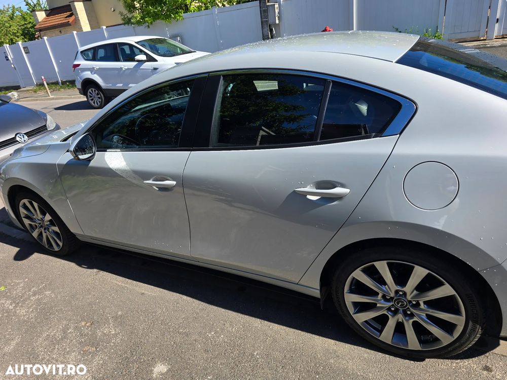 Mazda 3 e-Skyactiv X186 AT MHEV Exclusive-Line - 4