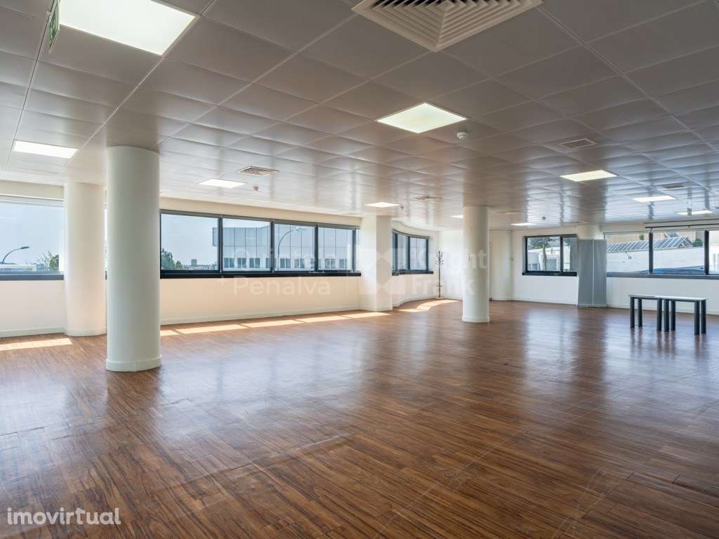 Escritório para arrendamento em Carnaxide - Grande imagem: 3/28