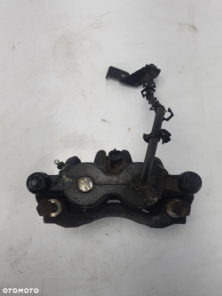 ZACISK TYŁ BREMBO PRAWY JARZMO IVECO DAILY 4 70C 378301 - 3