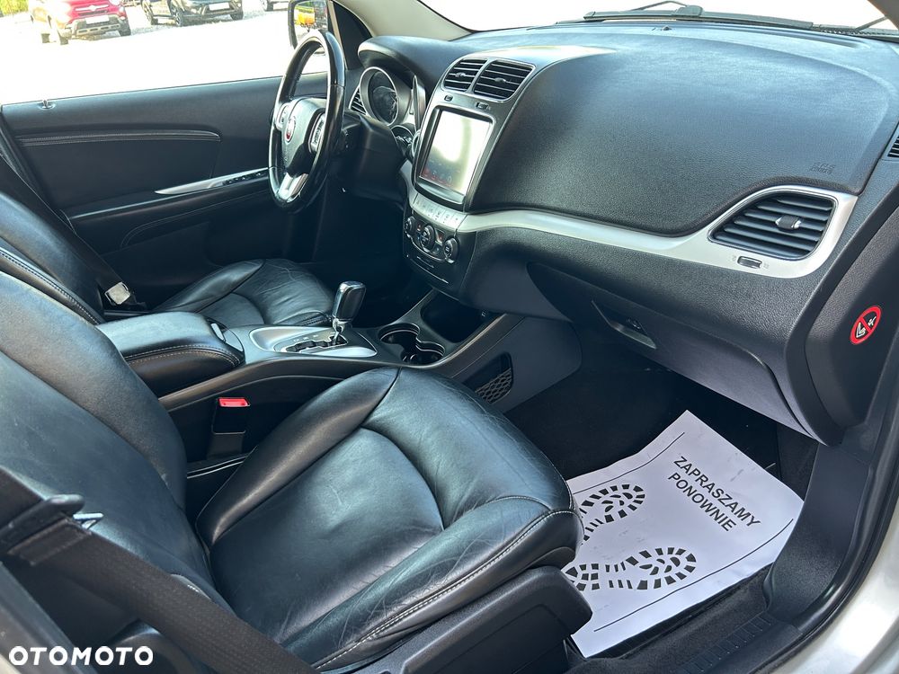 Fiat Freemont 2.0 Multijet Lounge AWD - 25