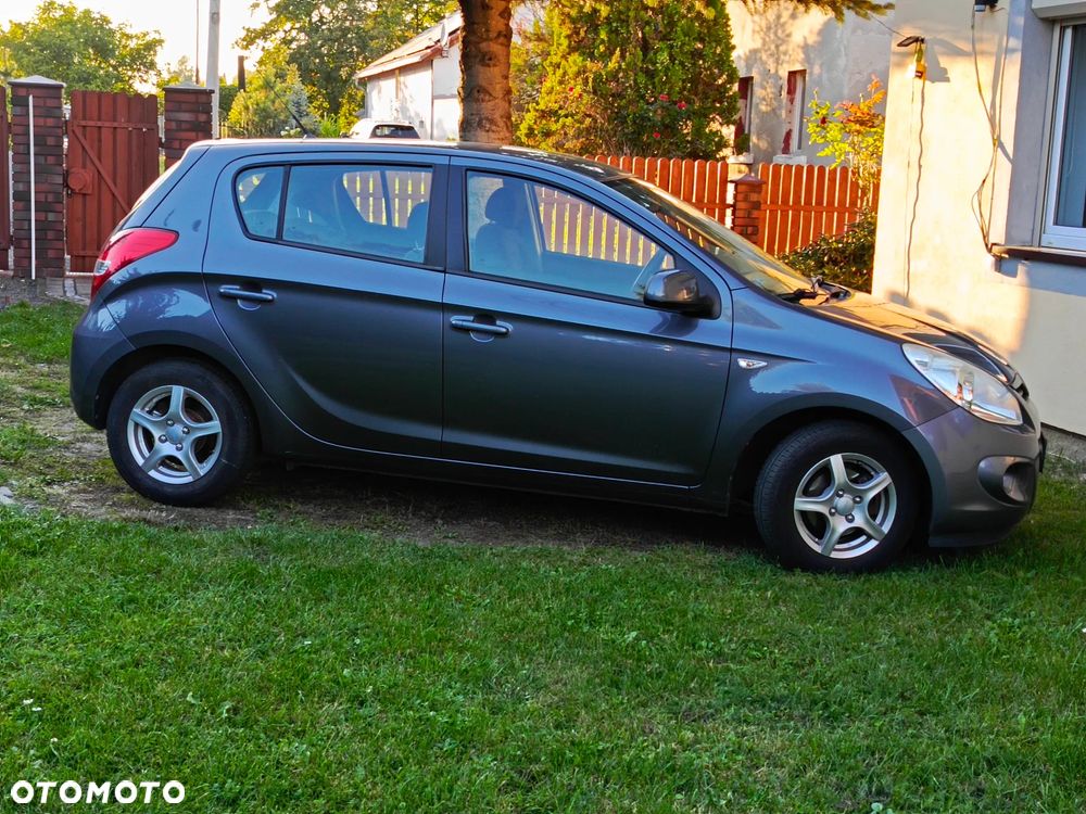 Hyundai i20 1.2 Classic EU5 - 1