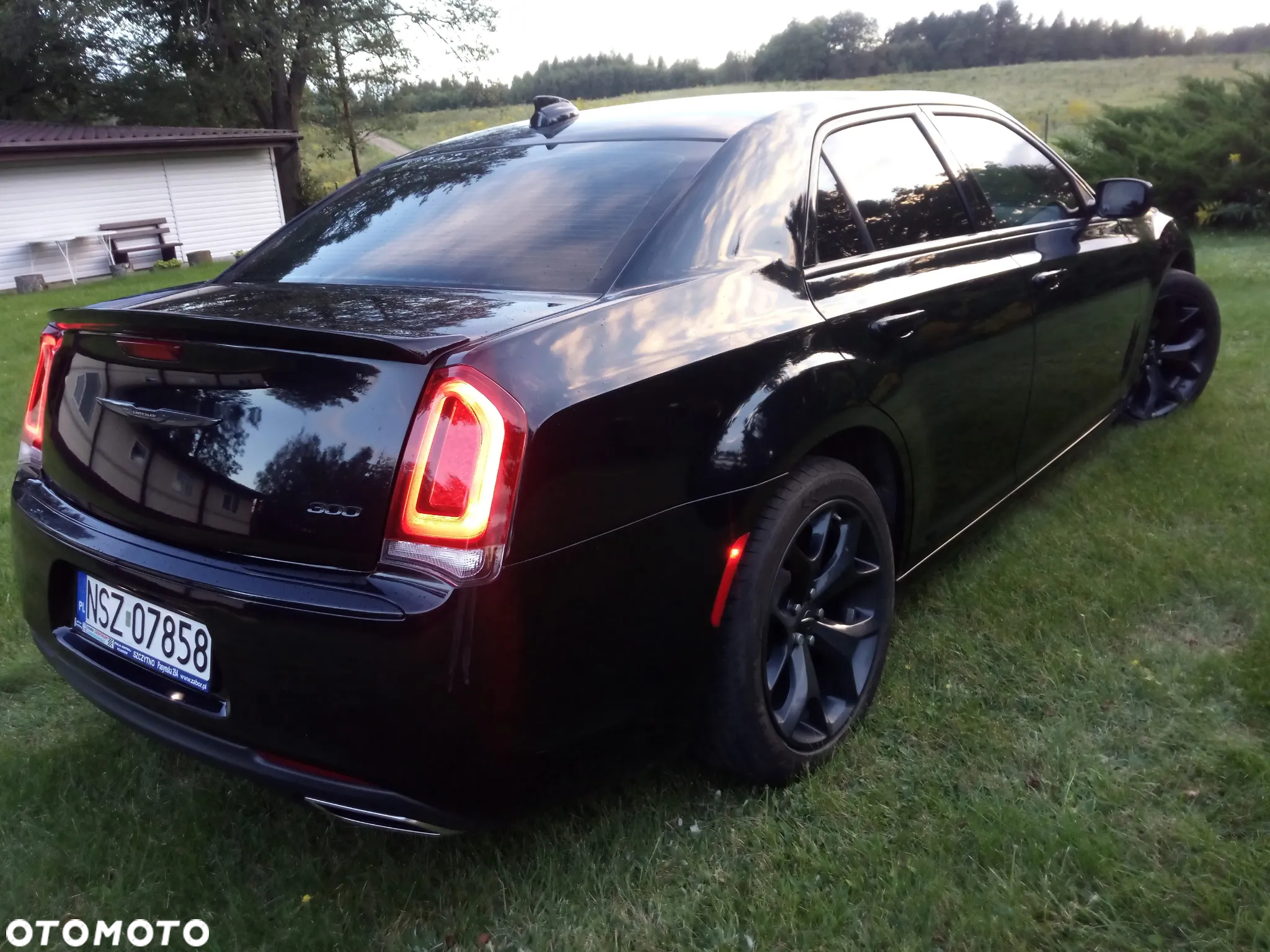 Chrysler 300s - 24