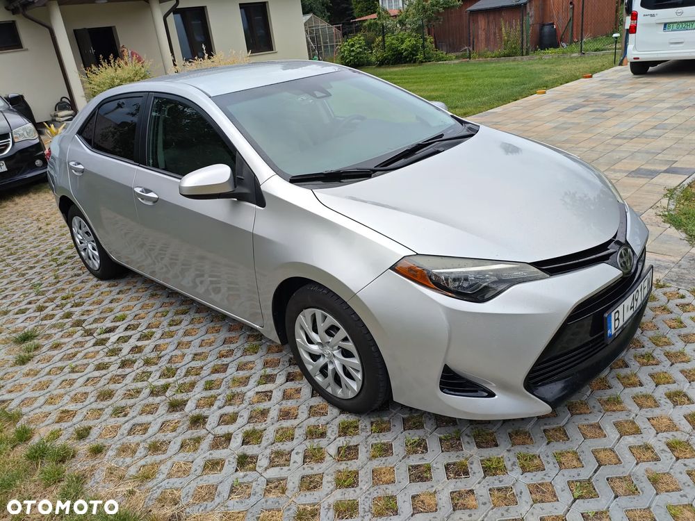 Toyota Corolla - 5