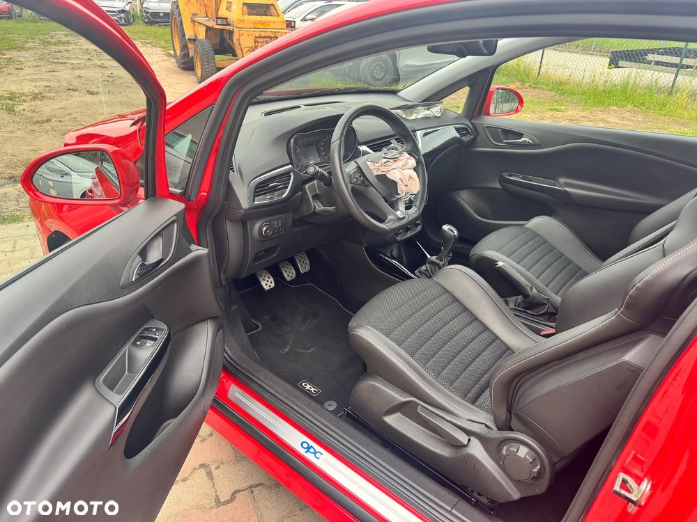 Opel Corsa 1.6 Turbo OPC - 24