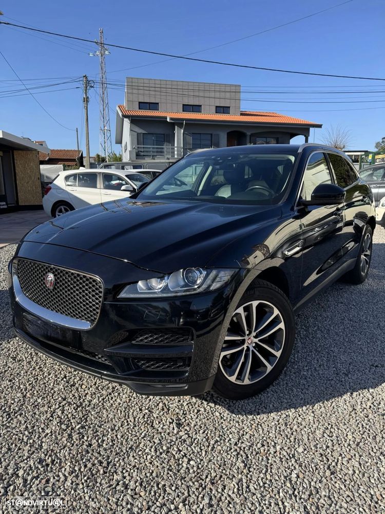 Jaguar F-Pace - 12