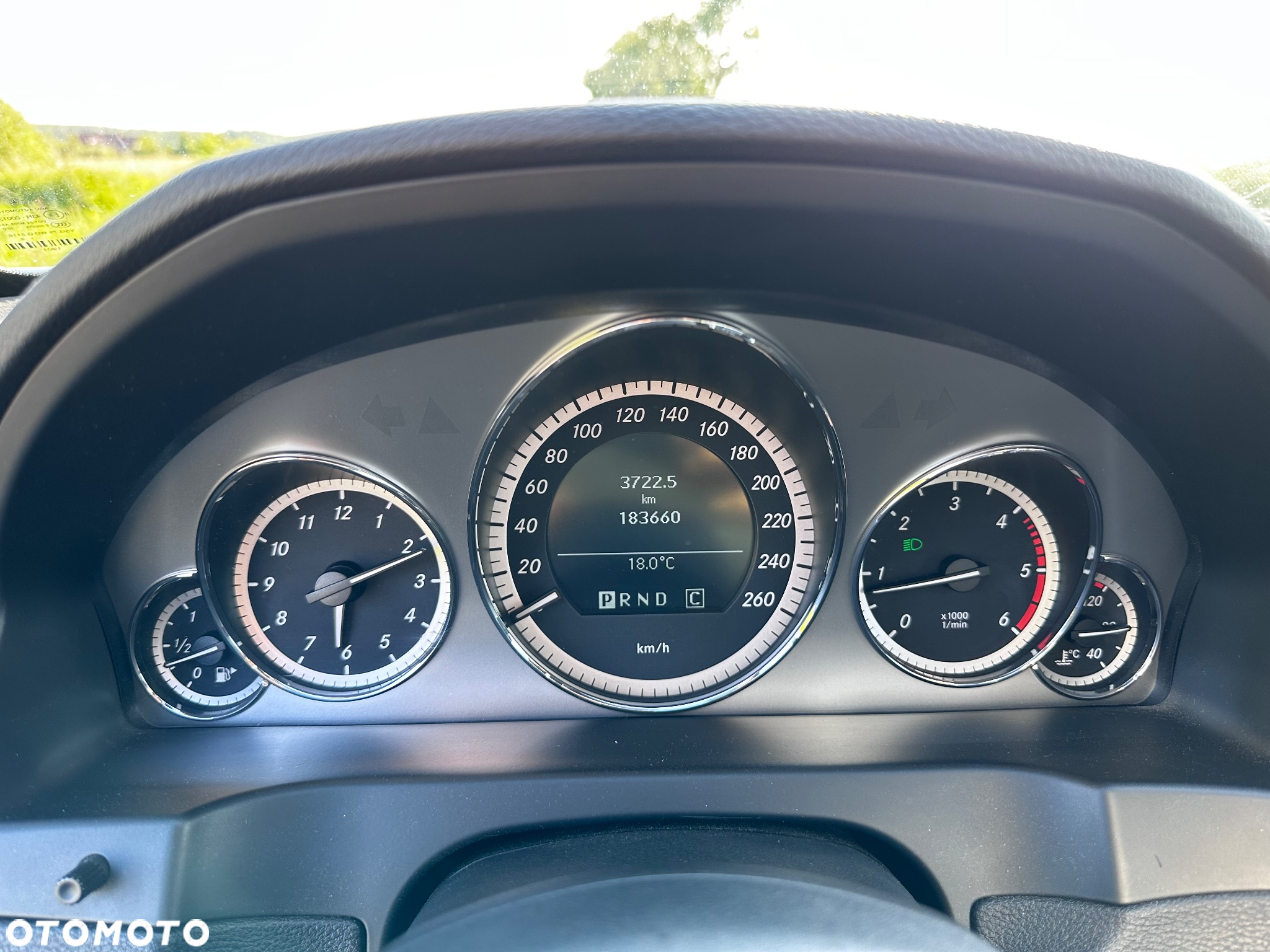 Mercedes-Benz Klasa E 350 CDI BlueEff - 12