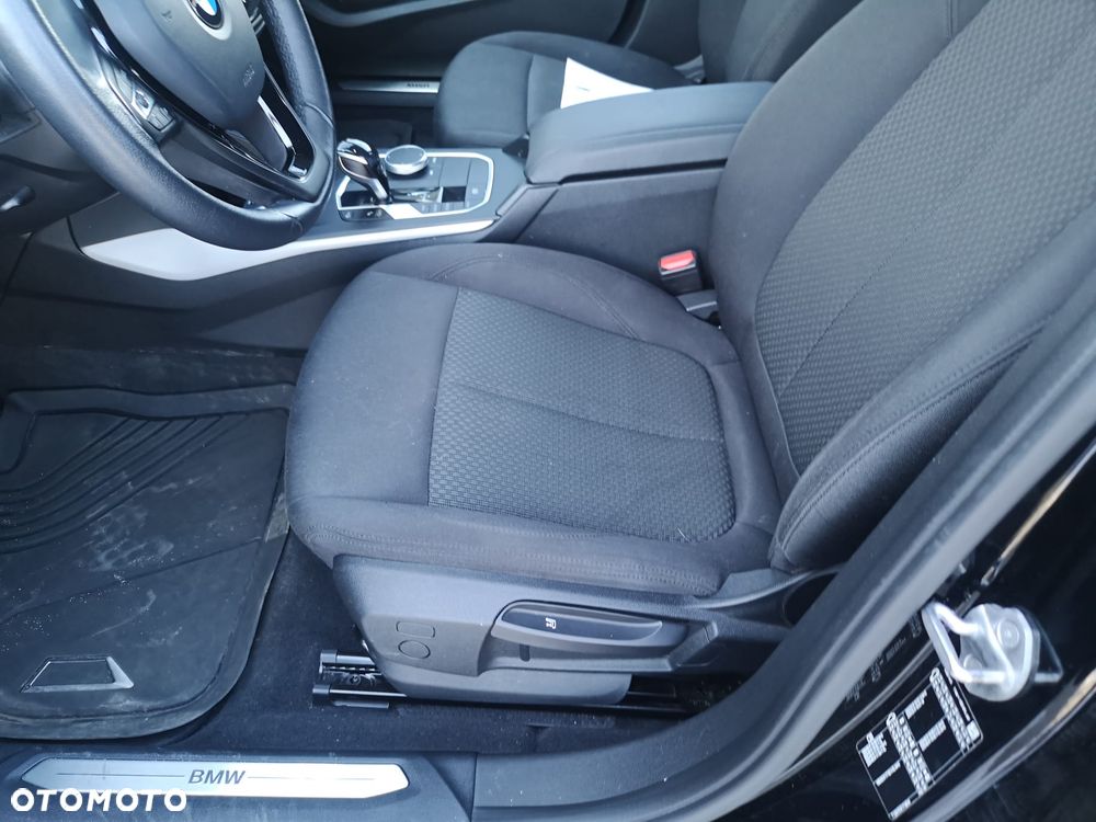 BMW Seria 1 118i Advantage - 10