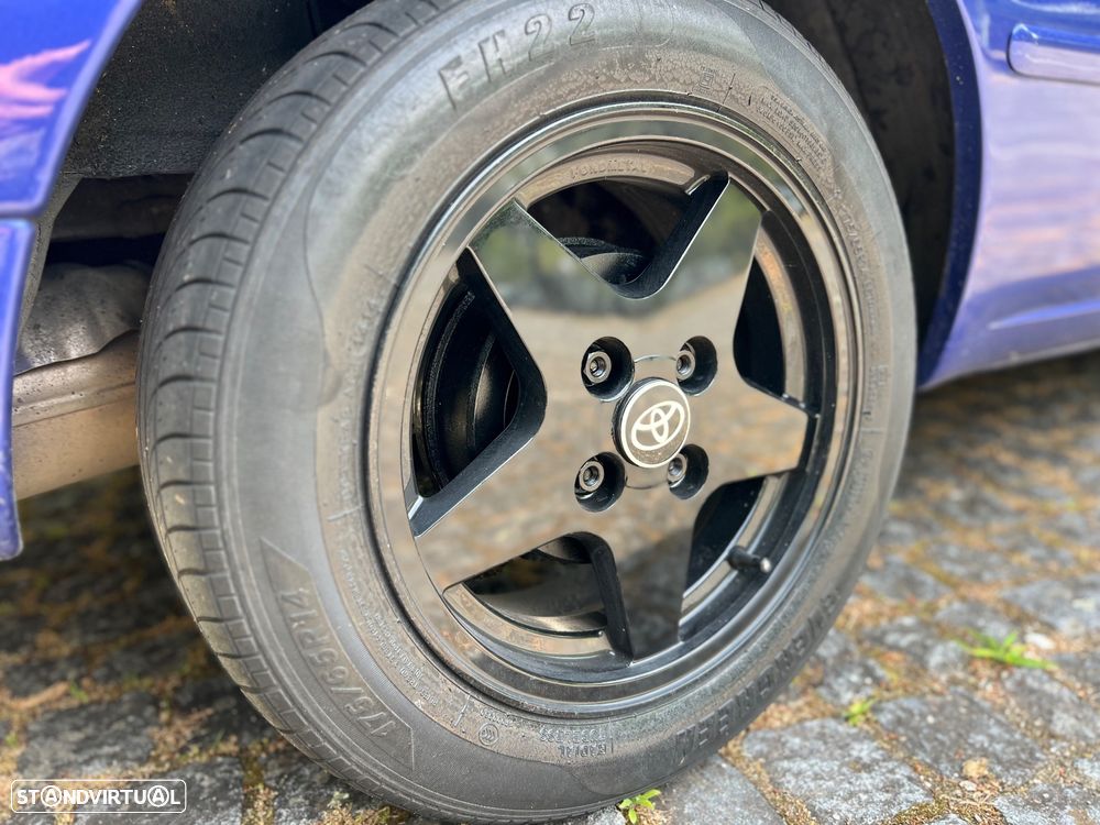 Toyota Corolla - 7