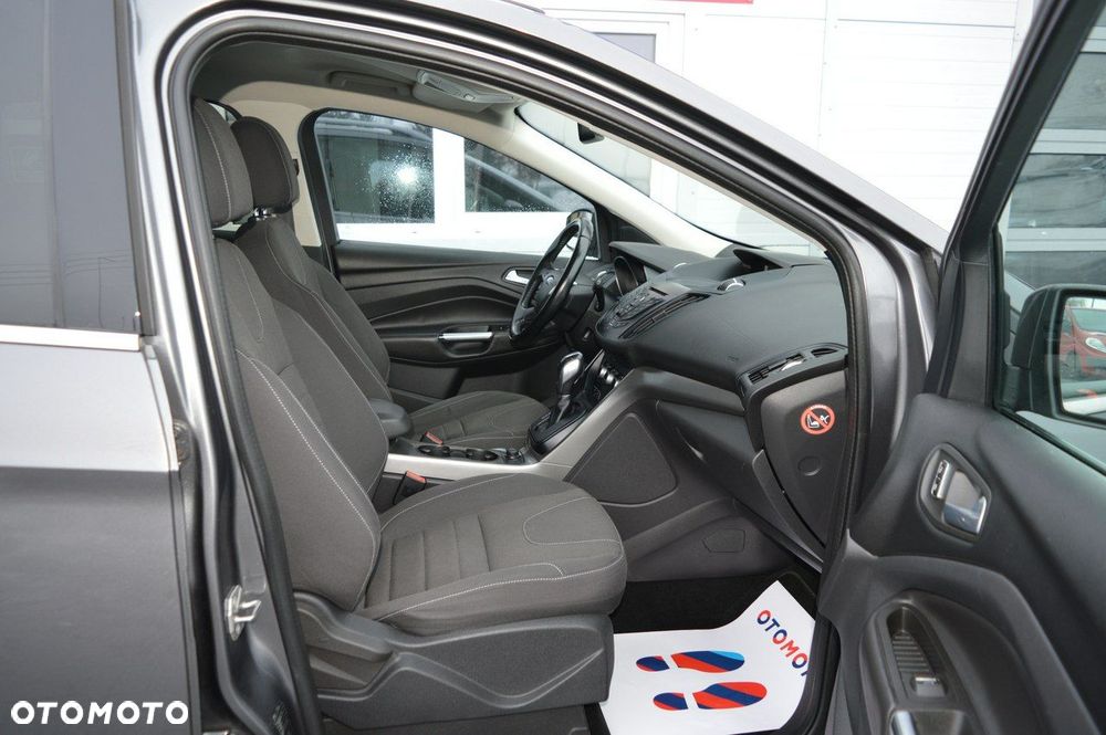 Ford Kuga - 27