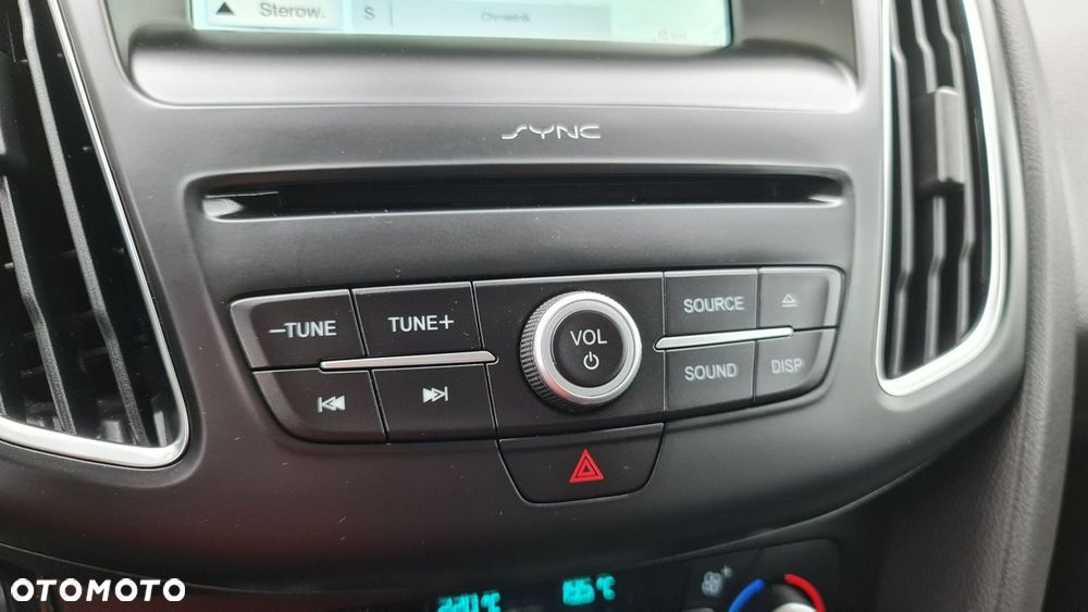Ford Focus 1.5 EcoBlue STart-Stopp-System TITANIUM - 24