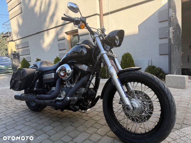 Harley-Davidson Dyna Street Bob - 2