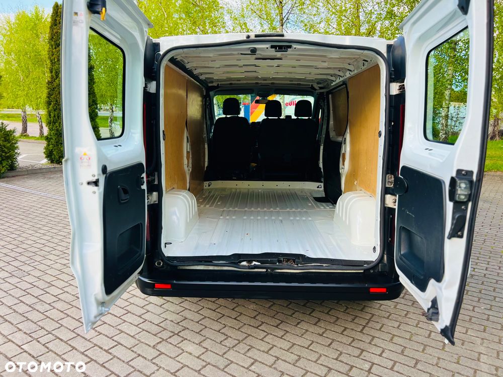 Renault Trafic - 18