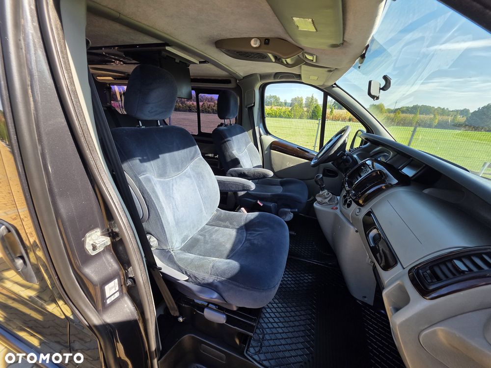 Renault Trafic - 21