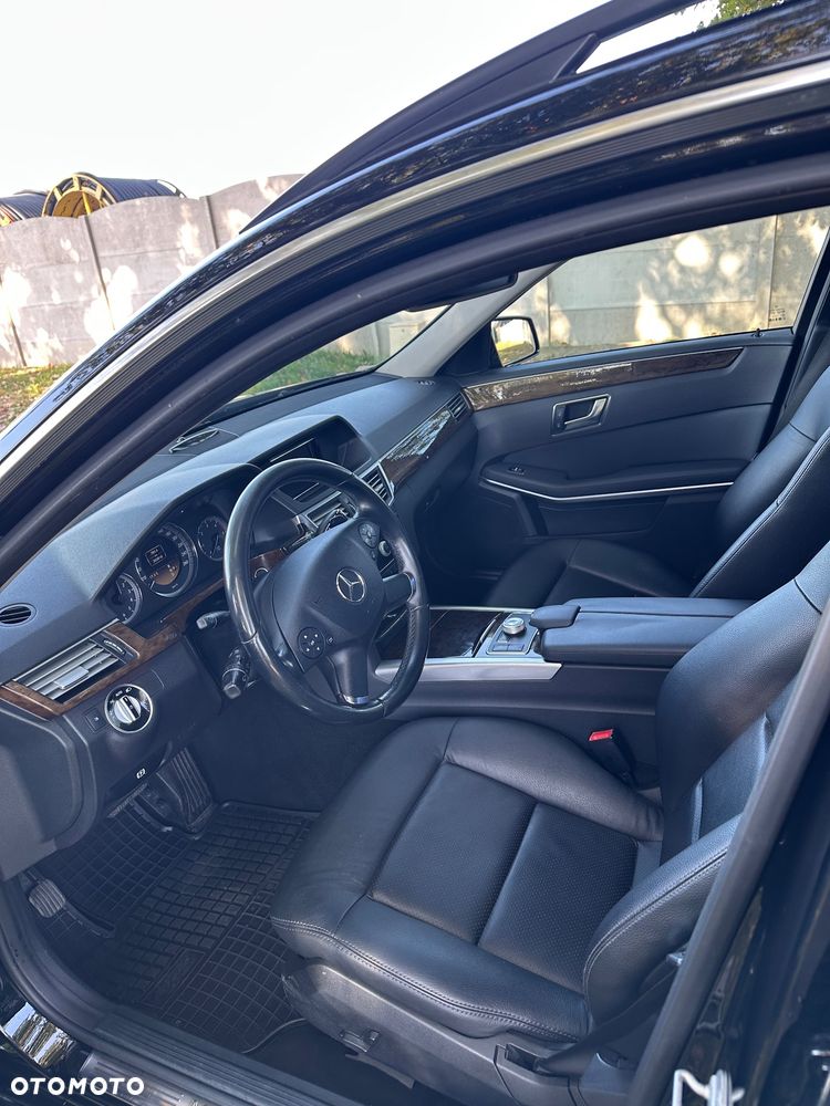 Mercedes-Benz Klasa E 250 CDI 4-Matic Avantgarde - 12