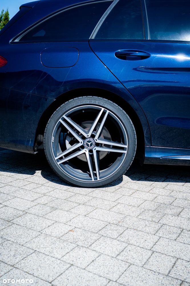 Mercedes-Benz Klasa C 300 d 9G-TRONIC AMG Line - 10
