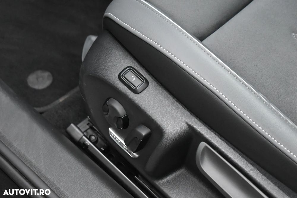 Volkswagen Passat Variant 1.5 e-TSI OPF DSG Business - 11