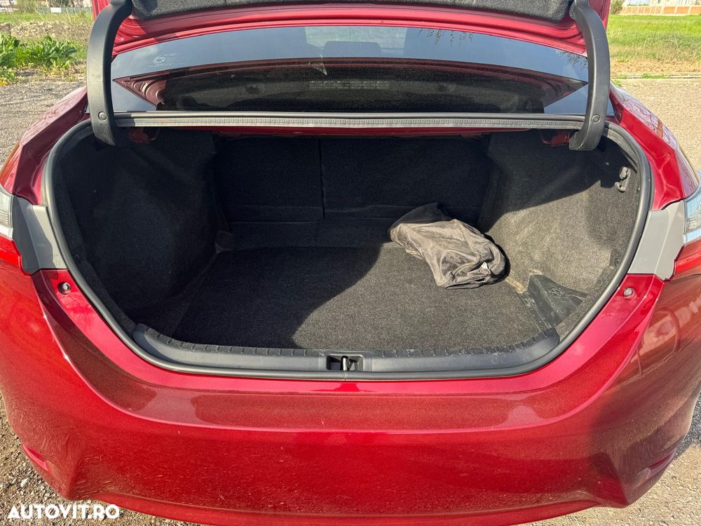 Toyota Corolla 1.4 D-4D Luna - 7