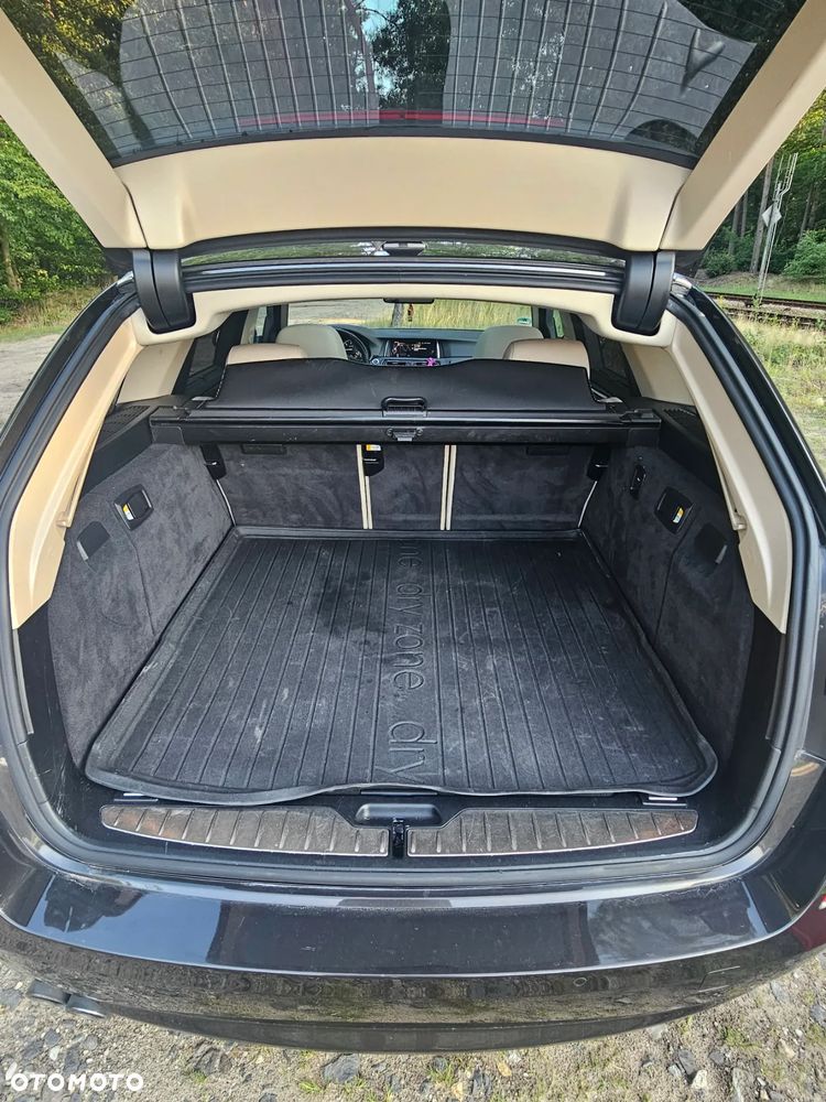 BMW Seria 5 520d - 16