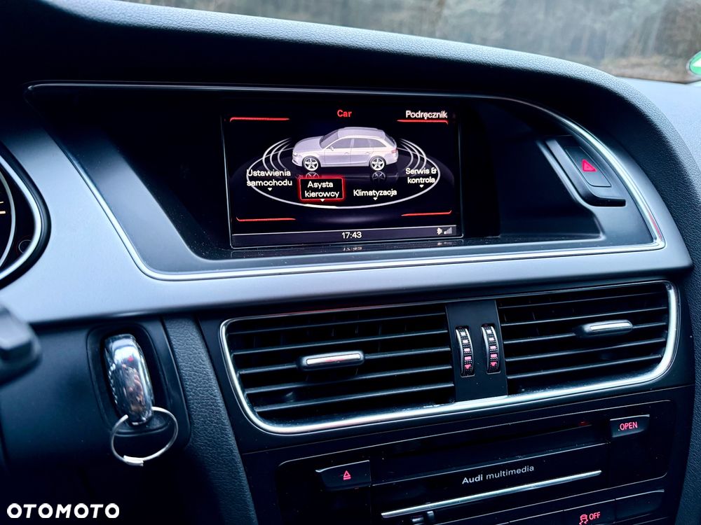 Audi A4 Avant 2.0 TDI DPF multitronic Attraction - 33