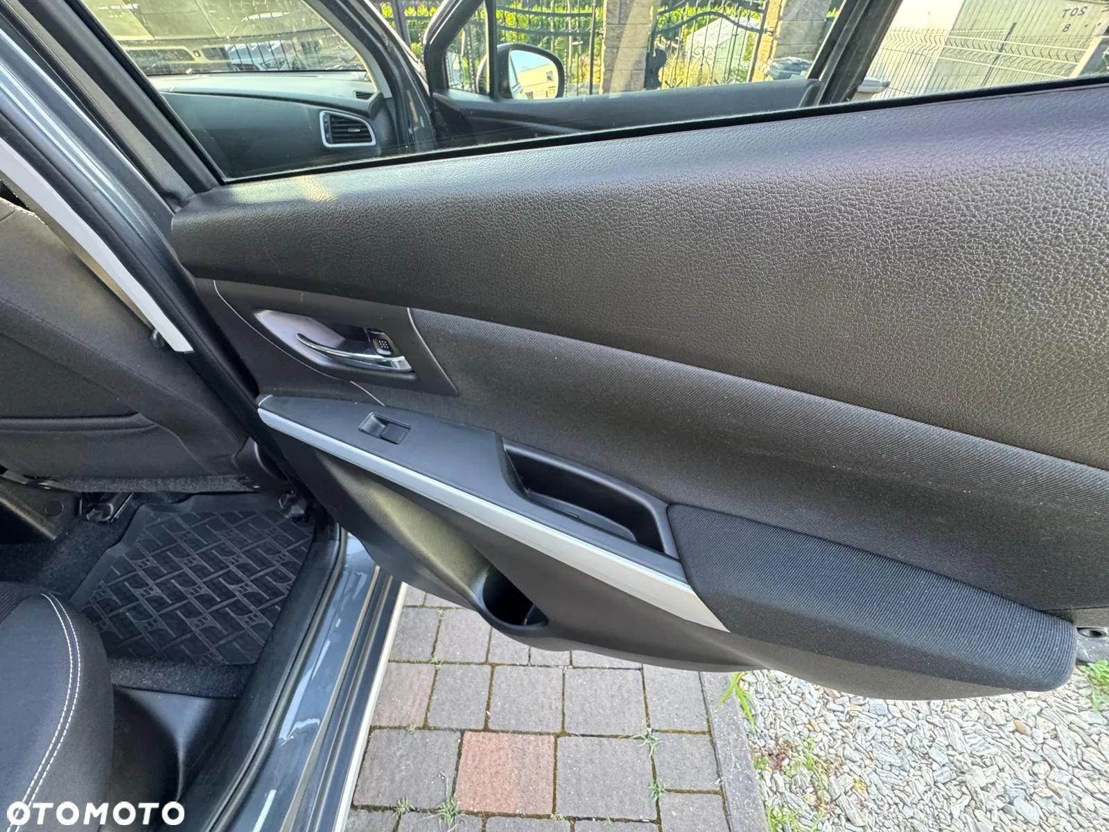 Suzuki SX4 S-Cross 1.0 T Premium - 26