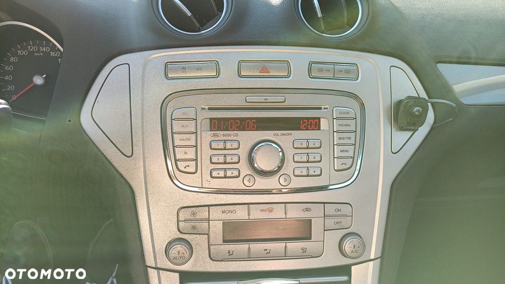 Ford Mondeo 1.8 TDCi Trend - 9