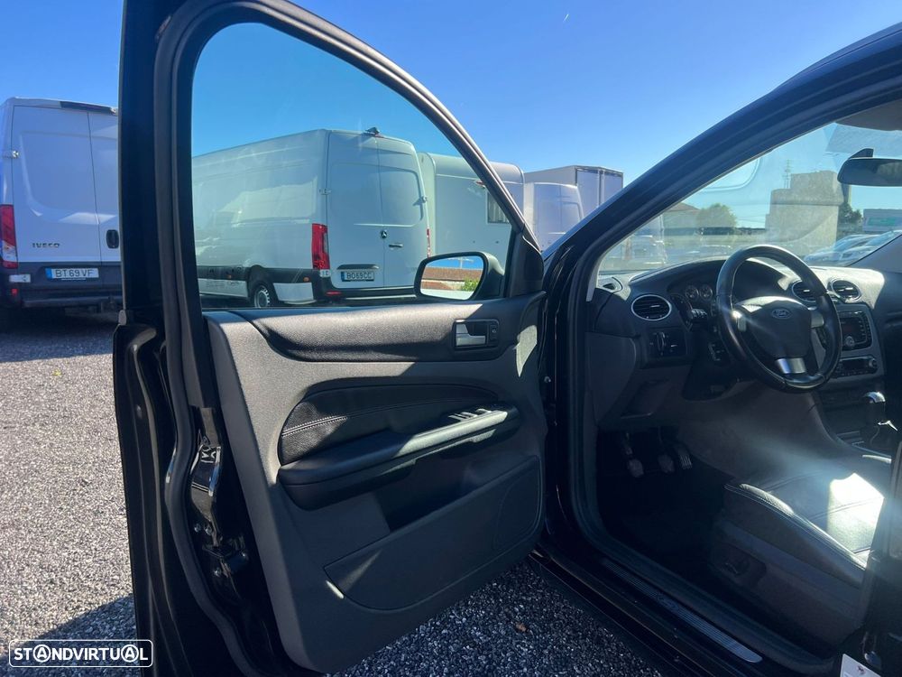 Ford Focus SW 1.6 TDCi Titanium - 14