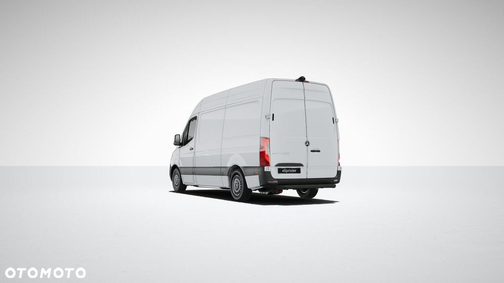 Mercedes-Benz eSprinter - 2