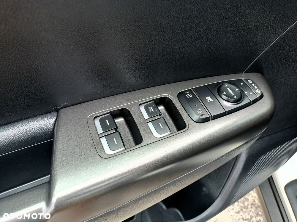 Kia Sportage - 33