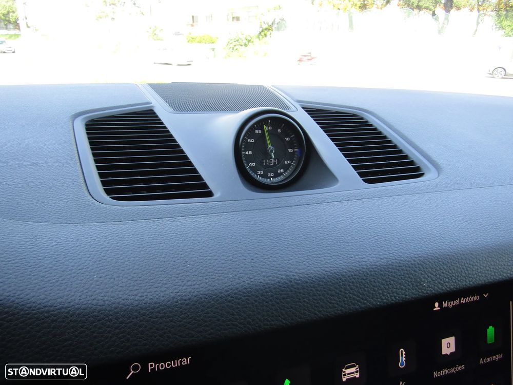 Porsche Cayenne Coupé E-Hybrid - 22