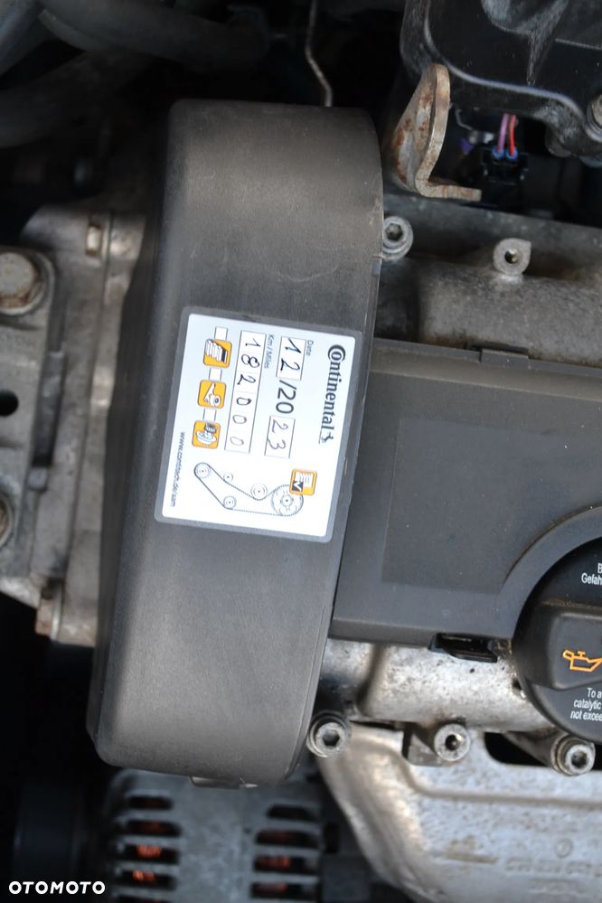 Volkswagen Golf 1.4 Style - 37