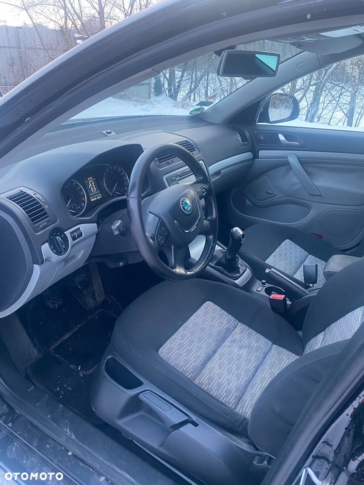 Skoda Octavia 2.0 TDI DPF Ambition - 6