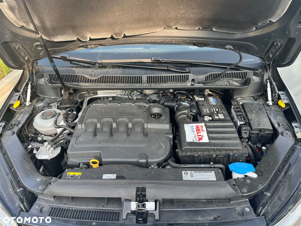 Volkswagen Touran 2.0 TDI BMT Active DSG - 13