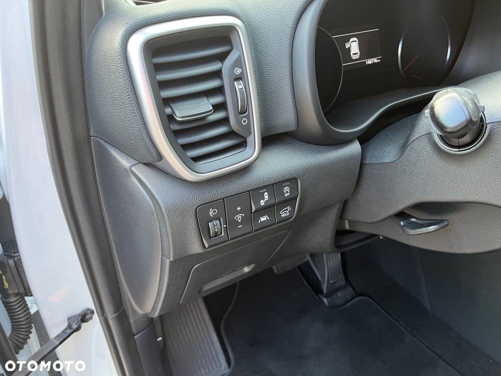 Kia Sportage 1.6 T-GDI AWD DCT SPIRIT - 12