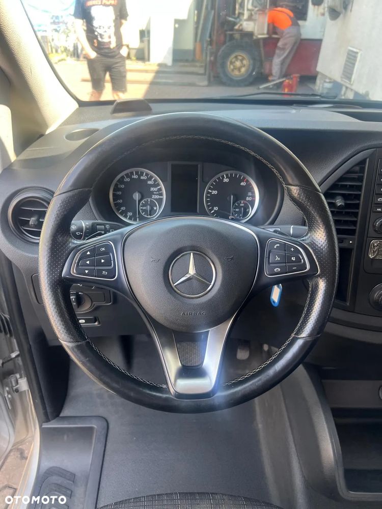 Mercedes-Benz Vito - 17