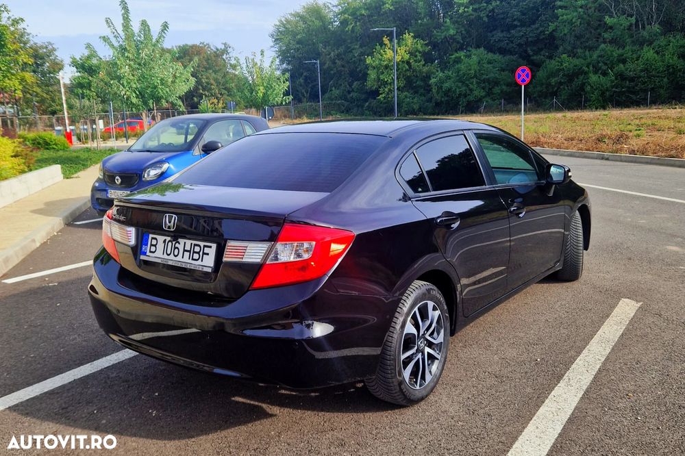 Honda Civic 1.8 MT LS - 3