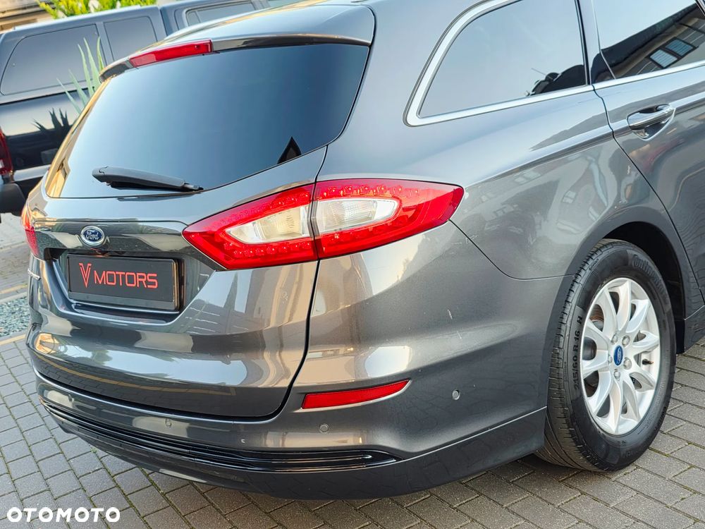 Ford Mondeo Turnier 1.6 TDCi ECOnetic Start-Stopp Titanium - 36