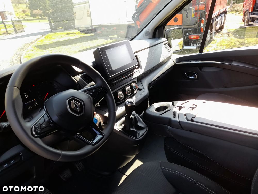 Renault TRAFIC IV 2.0 150koni LONG DŁUGI H1L2 POLSKI SALON Brutto VAT23% - 16