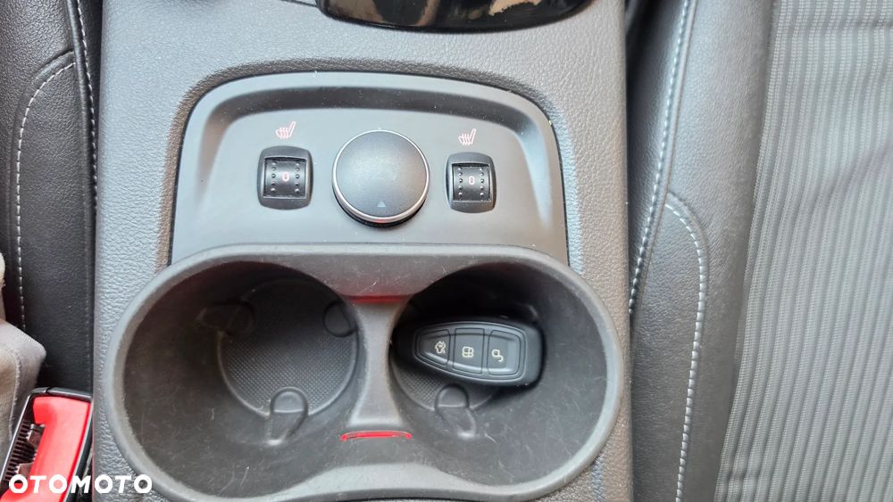Ford Focus Standard - 13