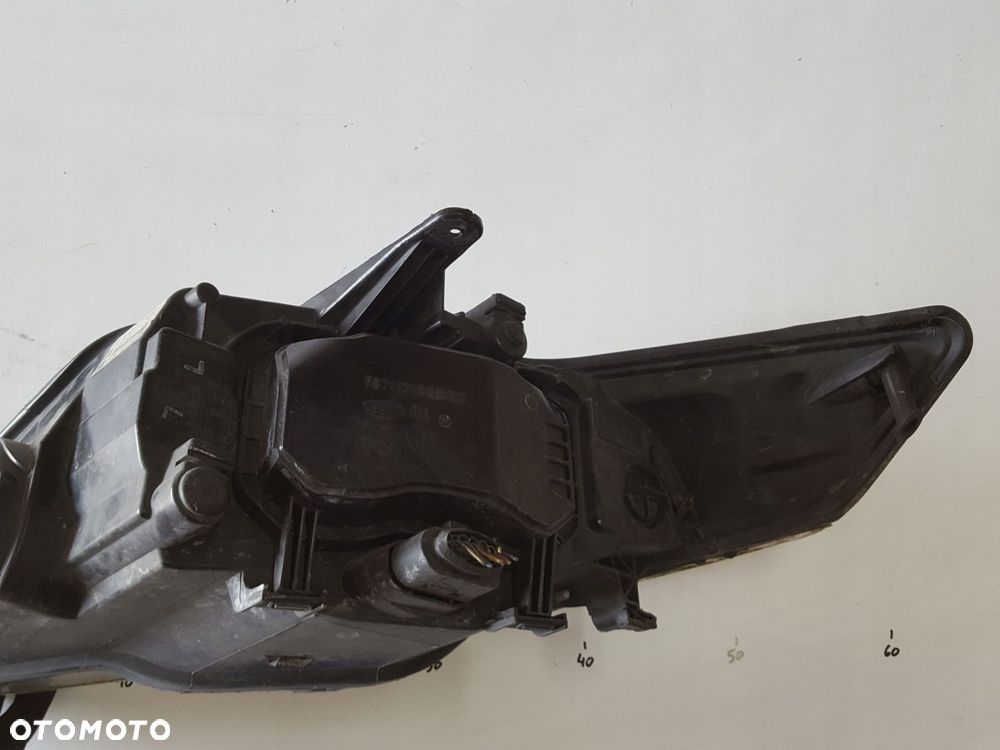 FORD KUGA MK1 LIFT 10-12r LAMPA PRAWA PRZÓD ANGLIK - 7