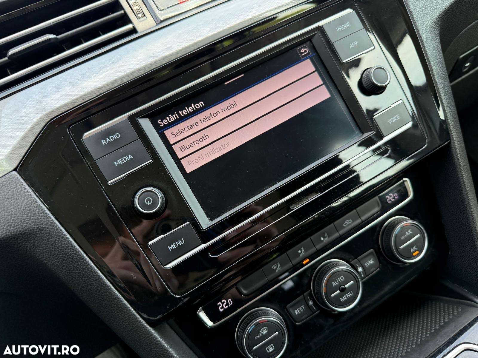 Volkswagen Passat - 16