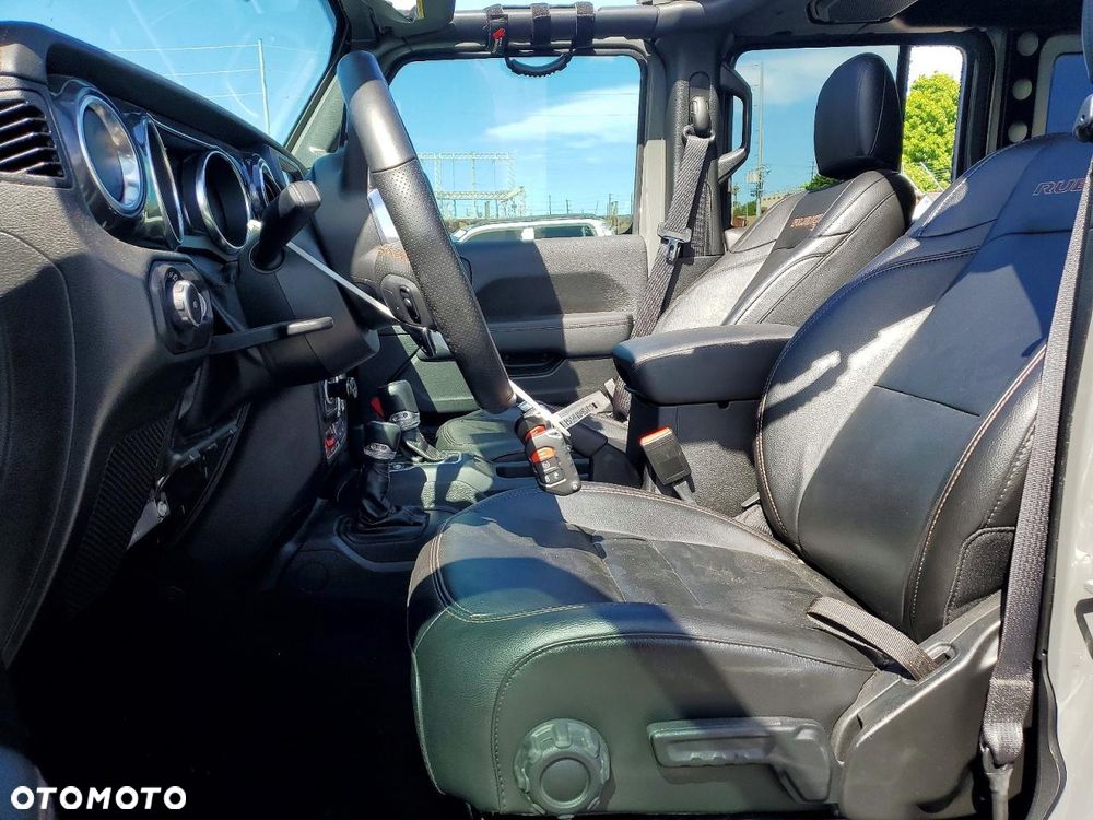 Jeep Wrangler - 7