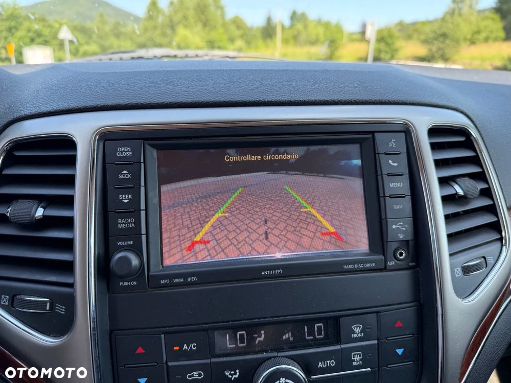 Jeep Grand Cherokee 3.0 CRD Laredo - 16