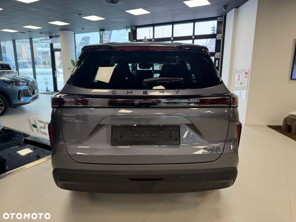 Chery Tiggo 7 1.5 T-GDI Super Hybrid Premium DHT - 7