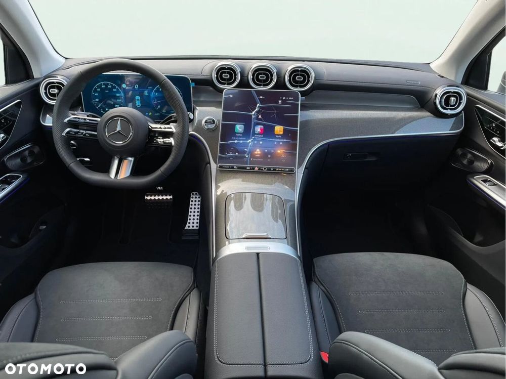Mercedes-Benz GLC - 23