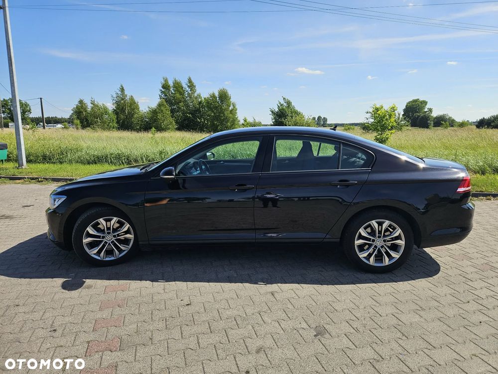 Volkswagen Passat - 7