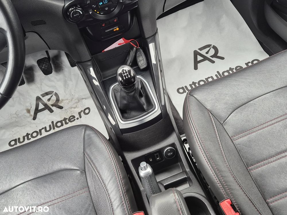 Ford EcoSport 1.0 EcoBoost Titanium - 19
