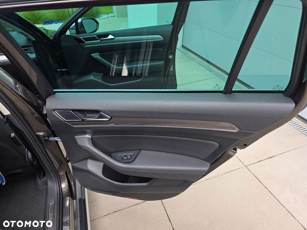 Volkswagen Passat 2.0 TDI BMT 4Mot Highline DSG - 18
