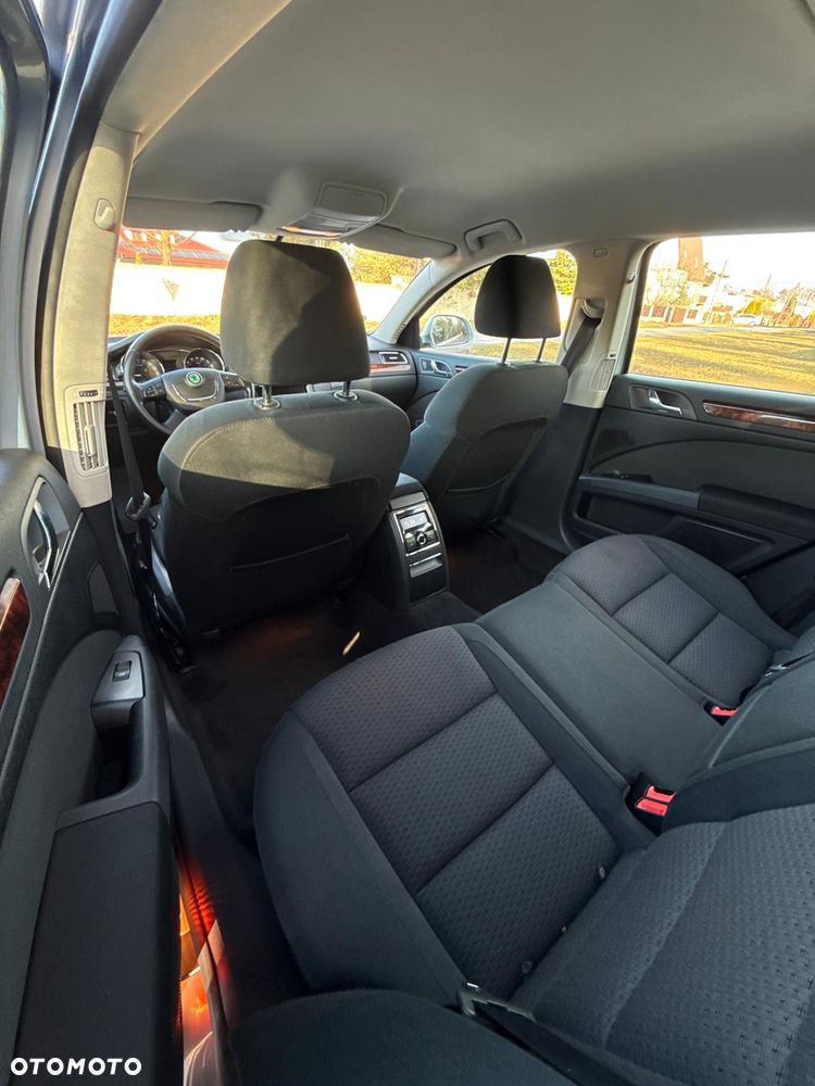 Skoda Superb 2.0 TDI Platinum - 12