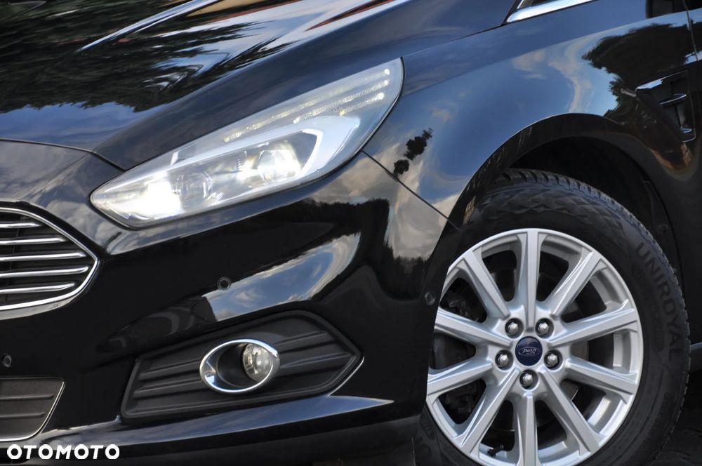 Ford S-Max 2.0 TDCi 4WD Titanium PowerShift - 12